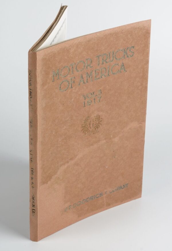 Motor Trucks of America. Vol. 5 [amerykańskie samochody ciężarowe]
